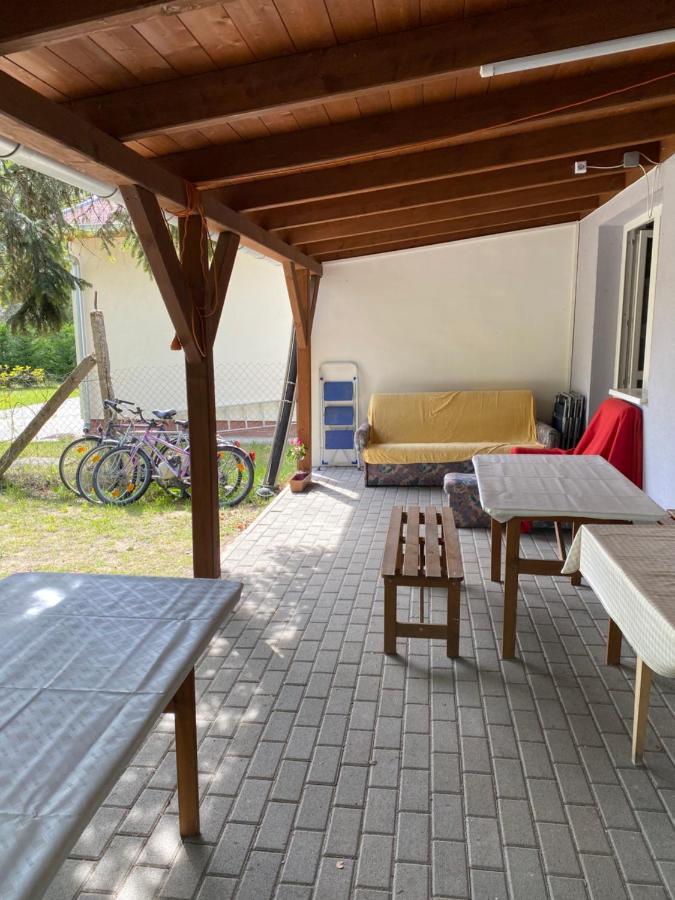 Eszter Apartman Villa Balatonmáriafürdő Esterno foto