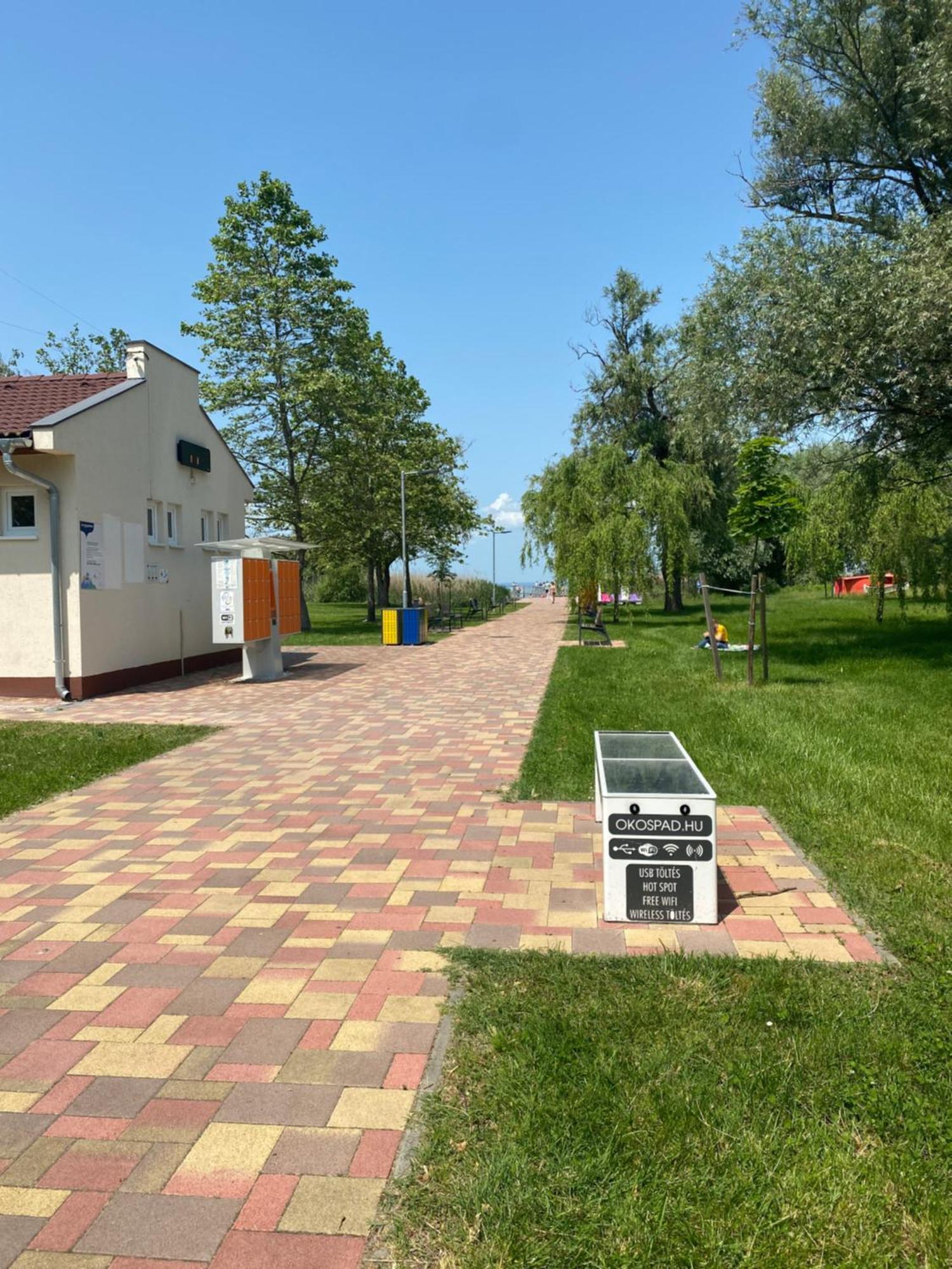 Eszter Apartman Villa Balatonmáriafürdő Esterno foto