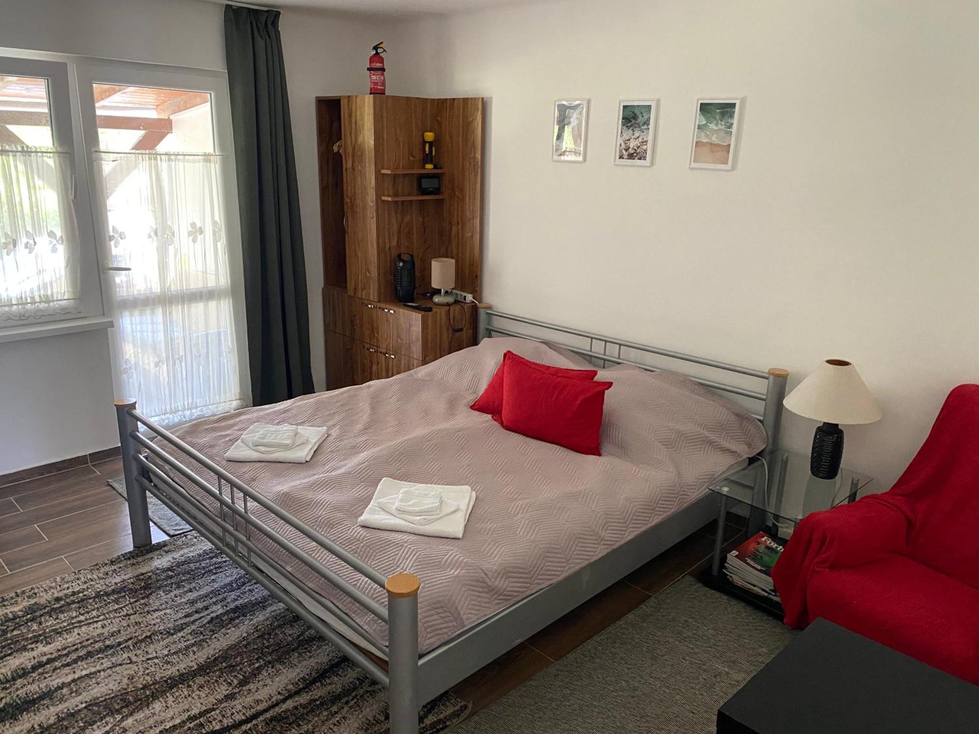 Eszter Apartman Villa Balatonmáriafürdő Esterno foto