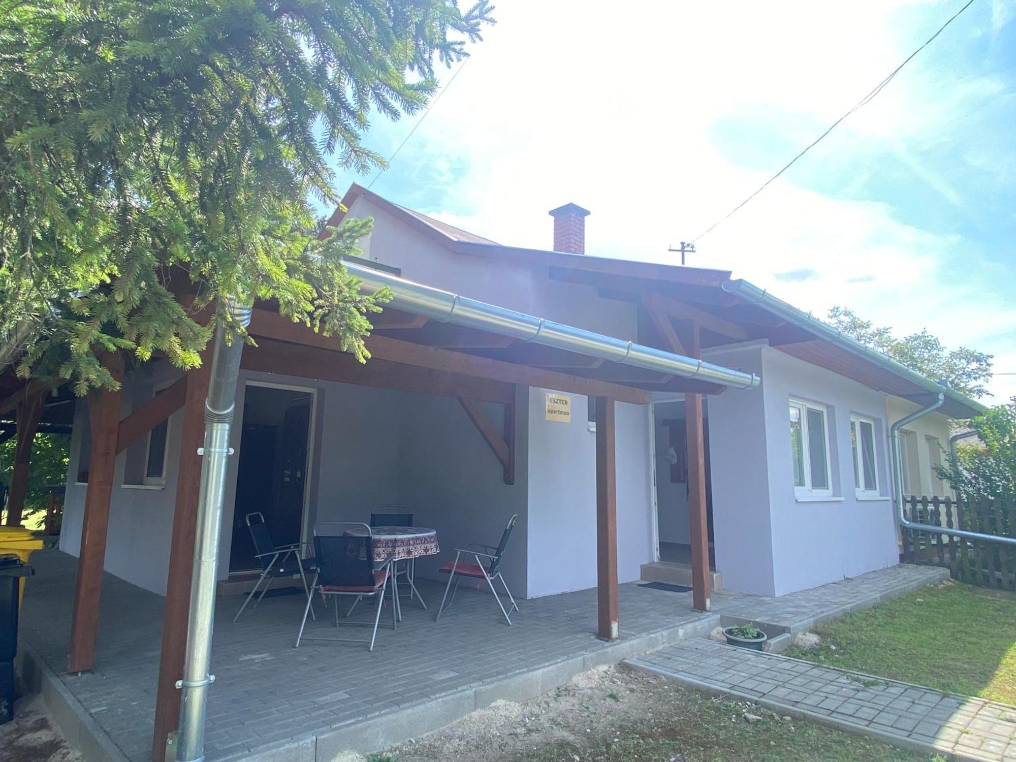 Eszter Apartman Villa Balatonmáriafürdő Esterno foto