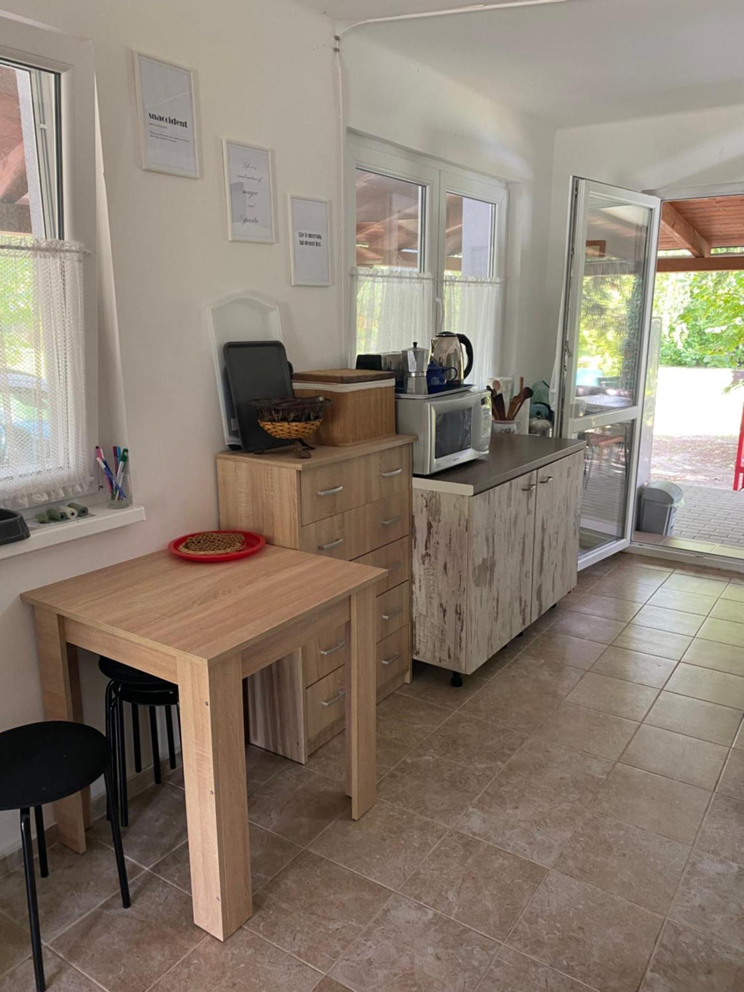 Eszter Apartman Villa Balatonmáriafürdő Esterno foto